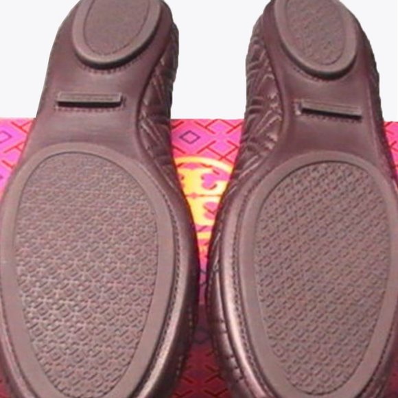 NEW Tory Burch Quilted Minnie In Color Malbec - Picture 4 of 6